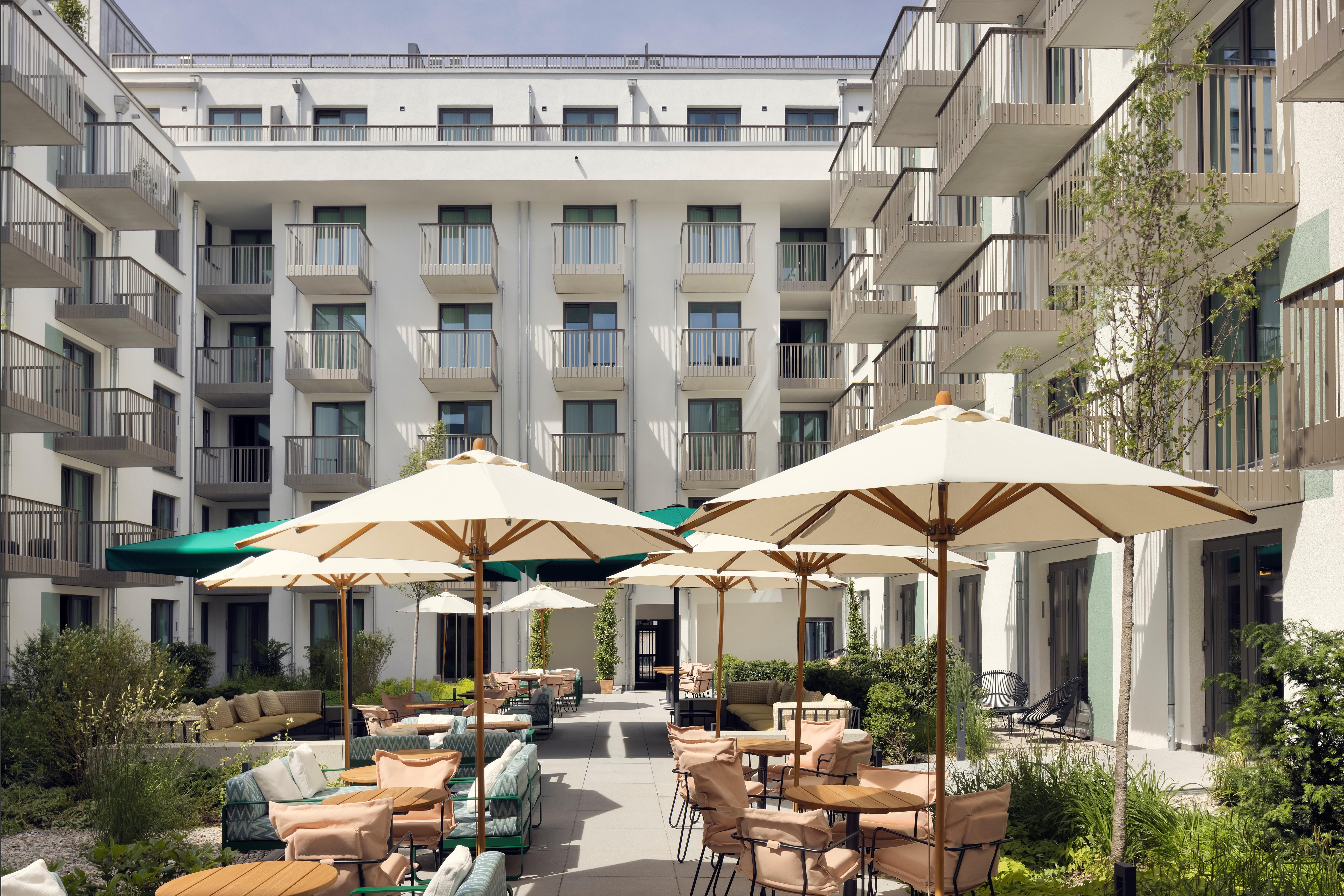 ชวาน ล็อคเคอ Hotel มิวนิก ภายนอก รูปภาพ